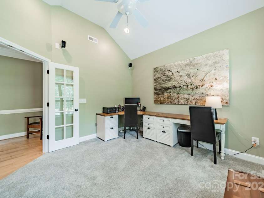 12039 Lawings Corner Drive, Huntersville, NC 28078.  MLS# CAR4256636, YatesRealty ID 20665. Home Office