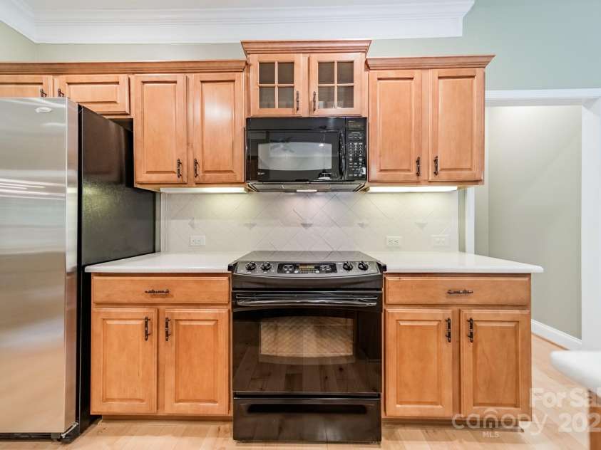 12039 Lawings Corner Drive, Huntersville, NC 28078.  MLS# CAR4256636, YatesRealty ID 20665. Kitchen