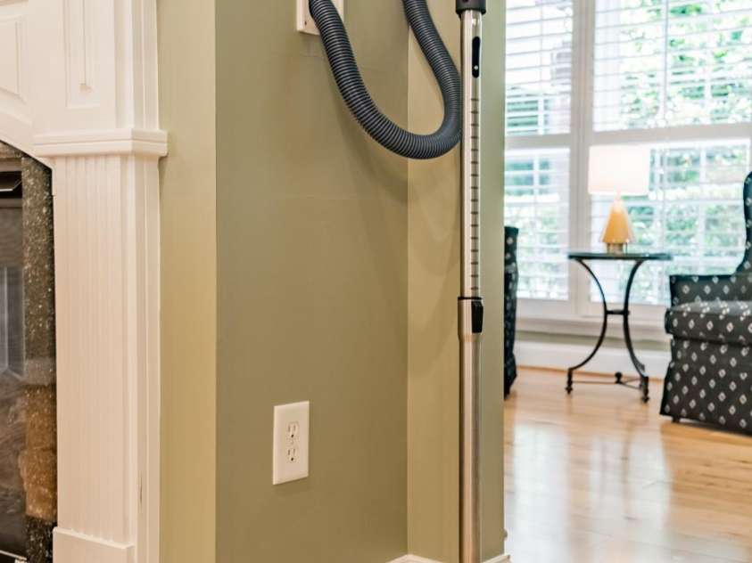 12039 Lawings Corner Drive, Huntersville, NC 28078.  MLS# CAR4256636, YatesRealty ID 20665. Whole Home built-in vacuum system