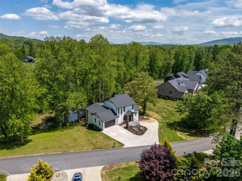 24 Copper Mill Court, Candler, NC 28715.  MLS# CAR4380494, YatesRealty ID 20665. 