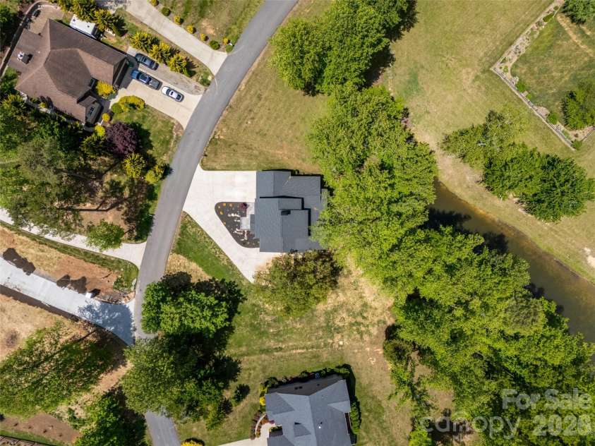 24 Copper Mill Court, Candler, NC 28715.  MLS# CAR4380494, YatesRealty ID 20665. 