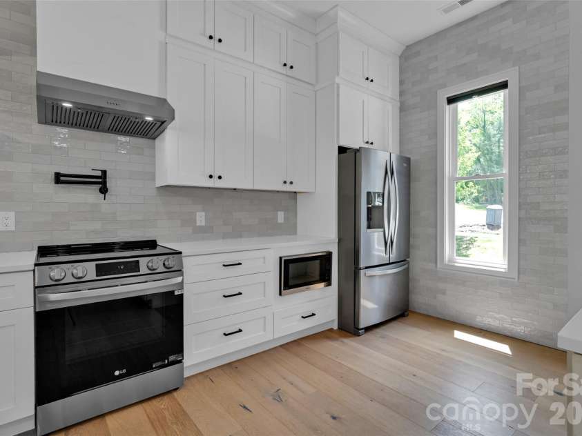 24 Copper Mill Court, Candler, NC 28715.  MLS# CAR4380494, YatesRealty ID 20665. 