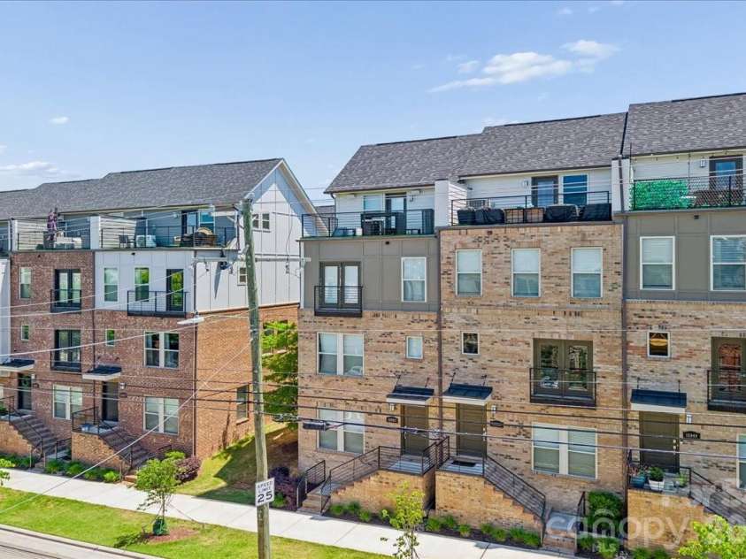 12057 Brooklyn Avenue, Charlotte, NC 28204.  MLS# CAR4380692, YatesRealty ID 20667. 