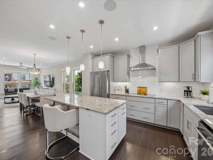 12057 Brooklyn Avenue, Charlotte, NC 28204.  MLS# CAR4380692, YatesRealty ID 20667. 