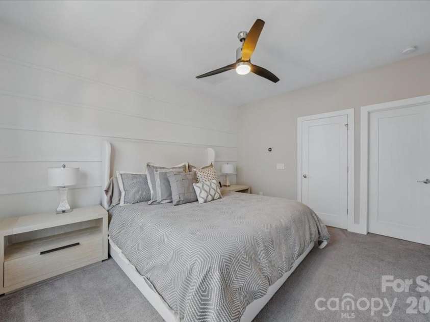 12057 Brooklyn Avenue, Charlotte, NC 28204.  MLS# CAR4380692, YatesRealty ID 20667. 