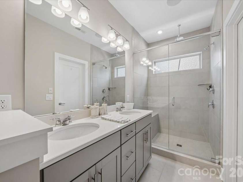 12057 Brooklyn Avenue, Charlotte, NC 28204.  MLS# CAR4380692, YatesRealty ID 20667. 
