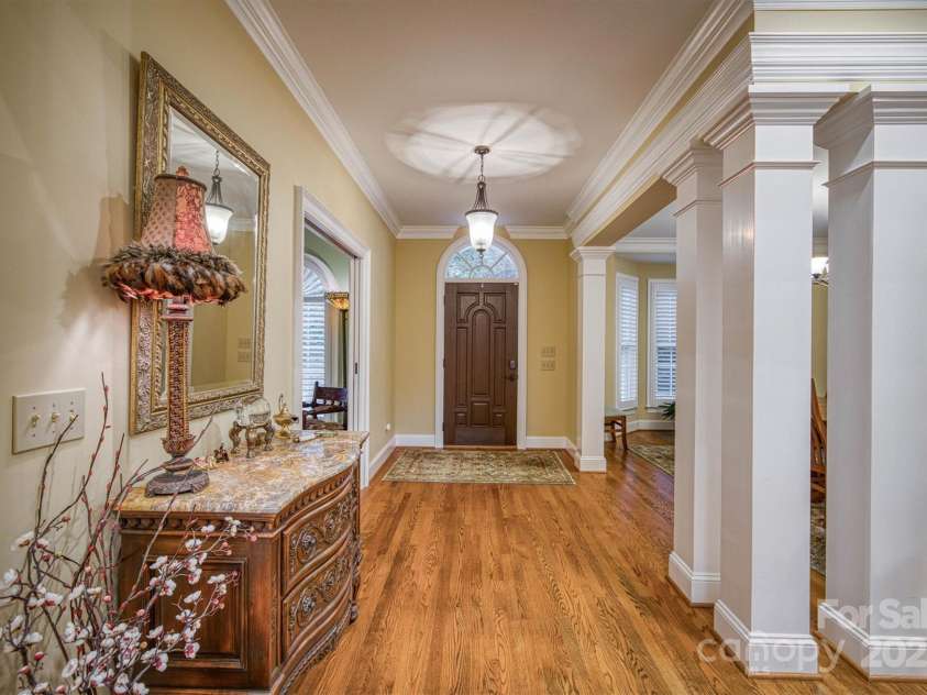 3113 Stoney Brook Drive, Lenoir, NC 28645.  MLS# CAR4262959, YatesRealty ID 20668. 