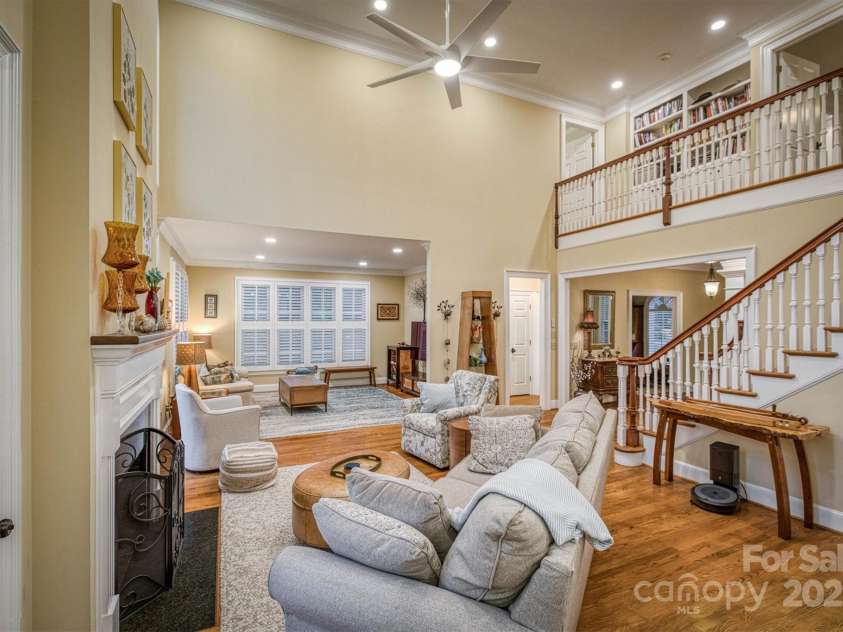 3113 Stoney Brook Drive, Lenoir, NC 28645.  MLS# CAR4262959, YatesRealty ID 20668. 