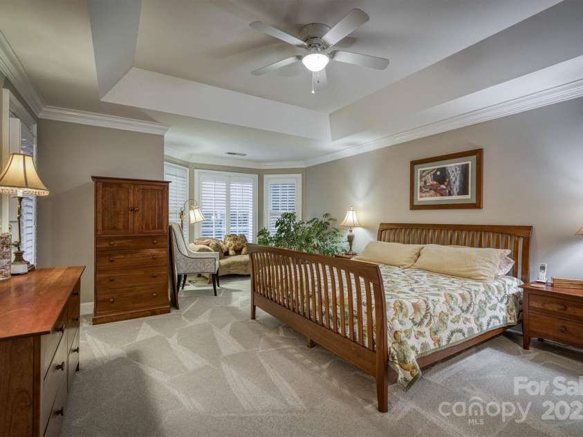 3113 Stoney Brook Drive, Lenoir, NC 28645.  MLS# CAR4262959, YatesRealty ID 20668. 