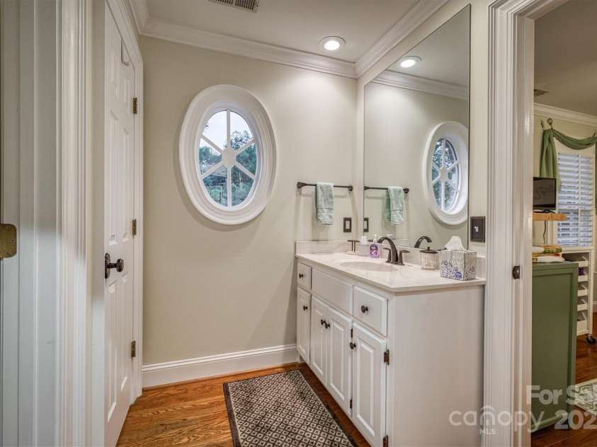 3113 Stoney Brook Drive, Lenoir, NC 28645.  MLS# CAR4262959, YatesRealty ID 20668. 