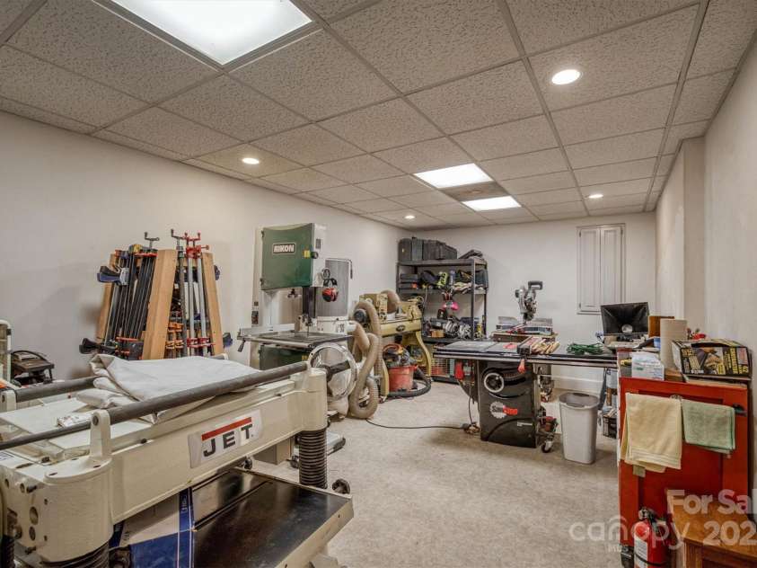 3113 Stoney Brook Drive, Lenoir, NC 28645.  MLS# CAR4262959, YatesRealty ID 20668. 