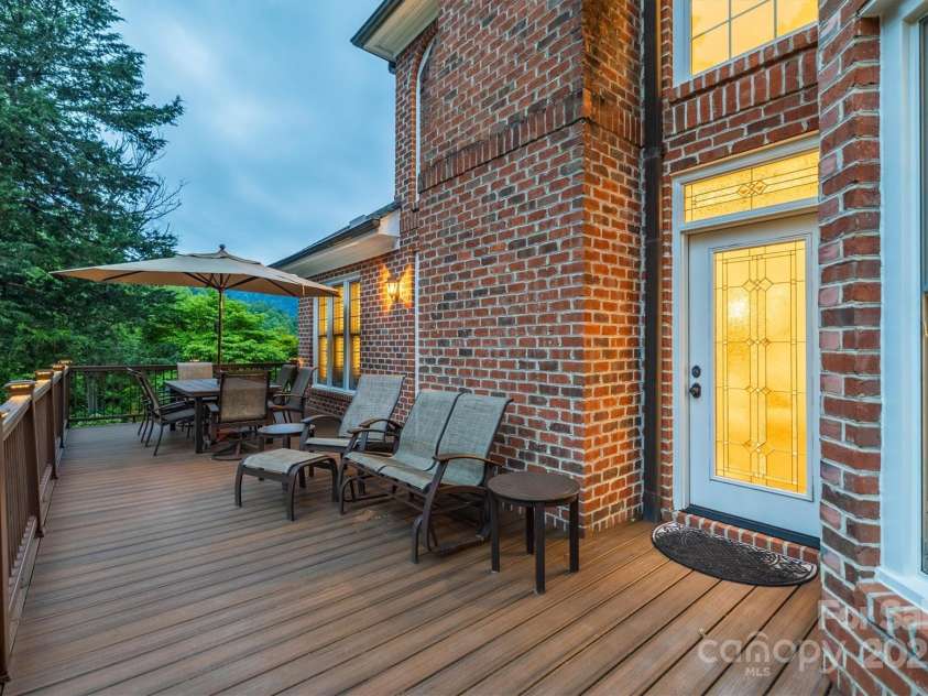 3113 Stoney Brook Drive, Lenoir, NC 28645.  MLS# CAR4262959, YatesRealty ID 20668. 