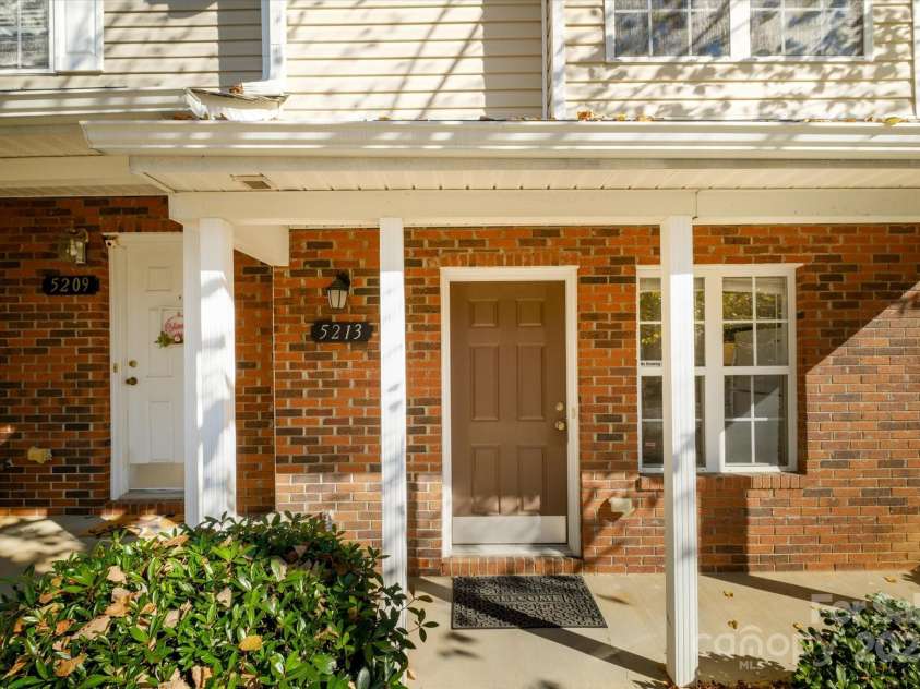 5213 Ficus Tree Lane, Charlotte, NC 28215.  MLS# CAR4318376, YatesRealty ID 2067. 