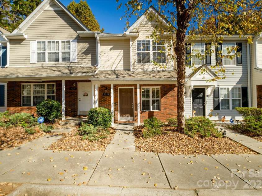 5213 Ficus Tree Lane, Charlotte, NC 28215.  MLS# CAR4318376, YatesRealty ID 2067. Front
