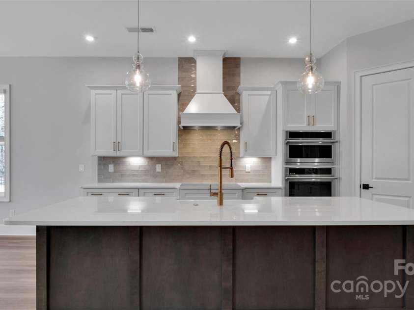 6055 Brush Creek, Monroe, NC 28110.  MLS# CAR4221974, YatesRealty ID 2067. Kitchen