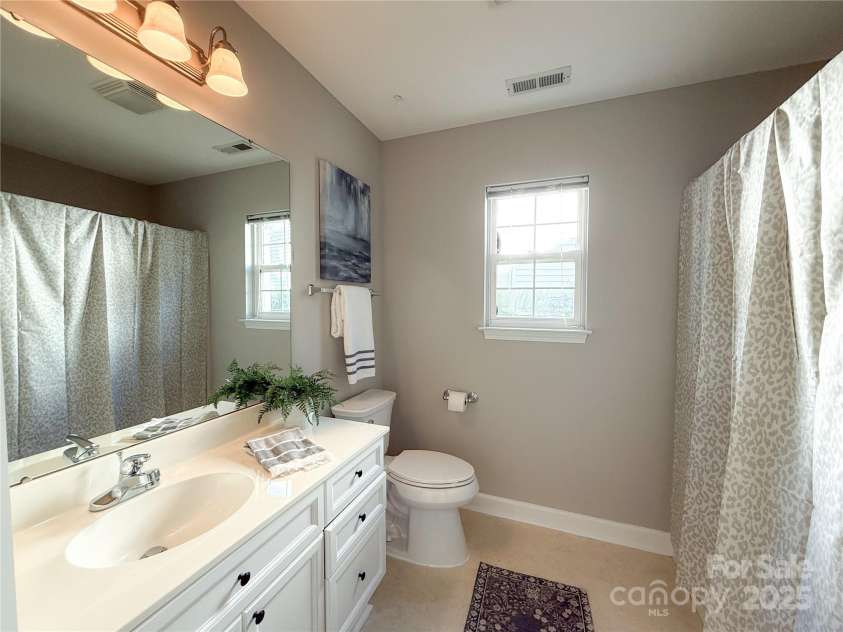 119 Ashwood Lane, Mooresville, NC 28117.  MLS# CAR4265345, YatesRealty ID 20670. Bathroom 2
