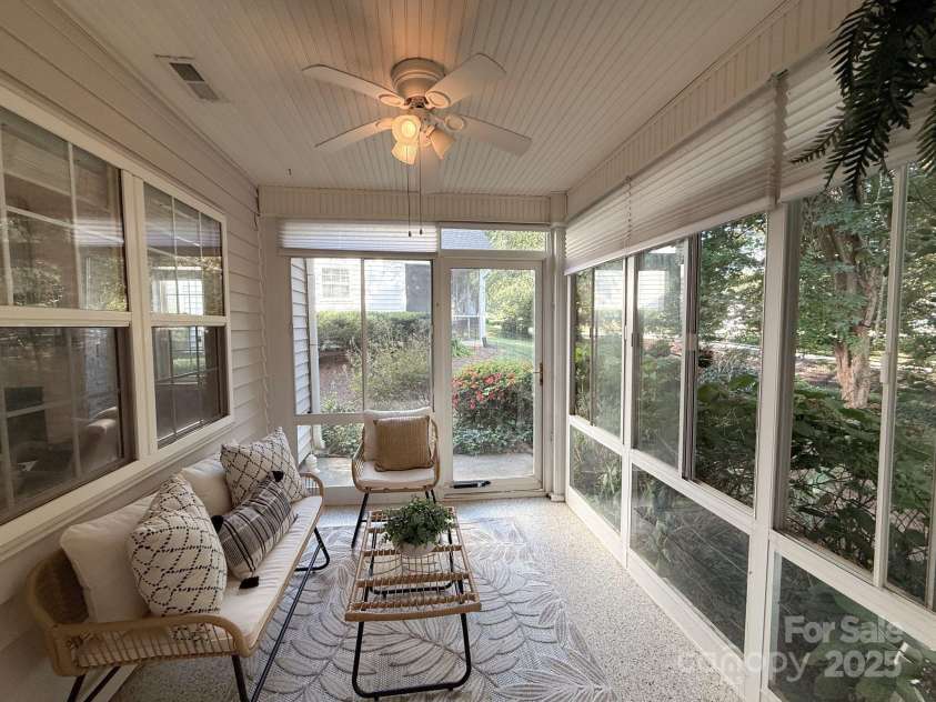 119 Ashwood Lane, Mooresville, NC 28117.  MLS# CAR4265345, YatesRealty ID 20670. Warm Three seasons room