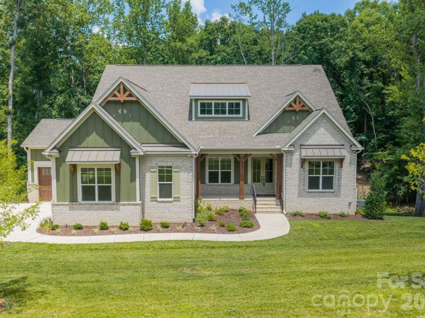 959 Tamary Way, Landis, NC 28088.  MLS# CAR4203775, YatesRealty ID 20670. 
