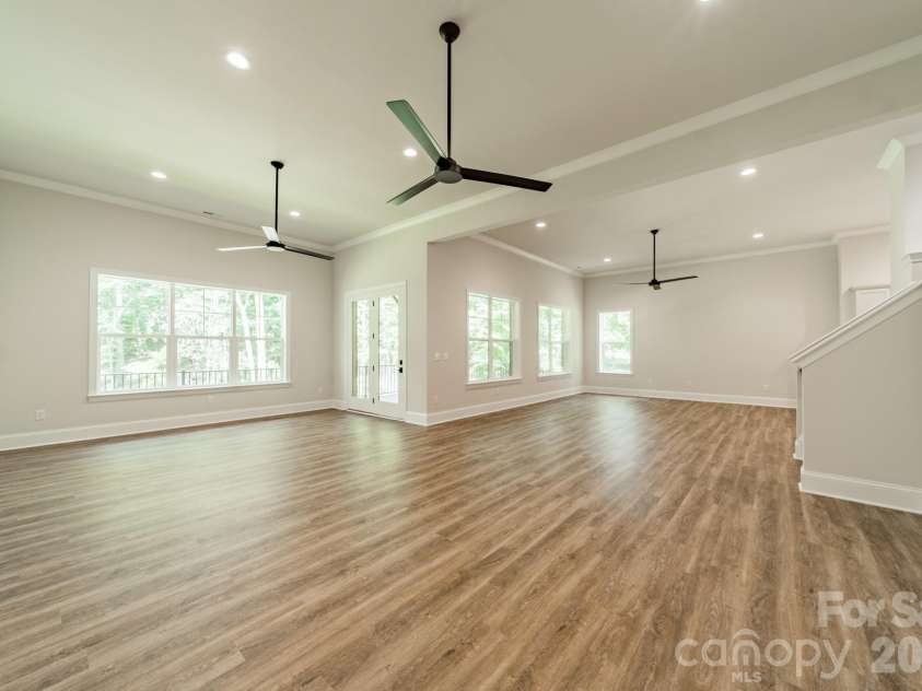 959 Tamary Way, Landis, NC 28088.  MLS# CAR4203775, YatesRealty ID 20670. 