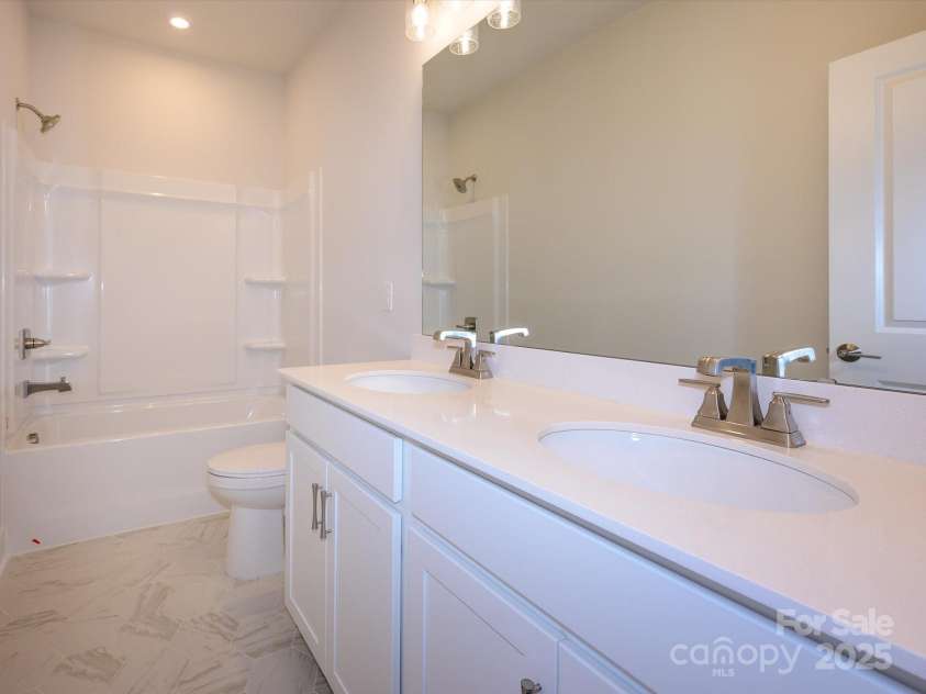 123 Armstrong Road, Belmont, NC 28012.  MLS# CAR4267726, YatesRealty ID 20671. 