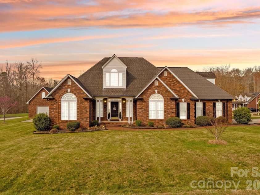 115 Anson Drive, China Grove, NC 28023.  MLS# CAR4357553, YatesRealty ID 20672. 