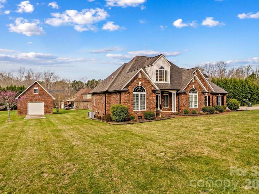 115 Anson Drive, China Grove, NC 28023.  MLS# CAR4357553, YatesRealty ID 20672. 