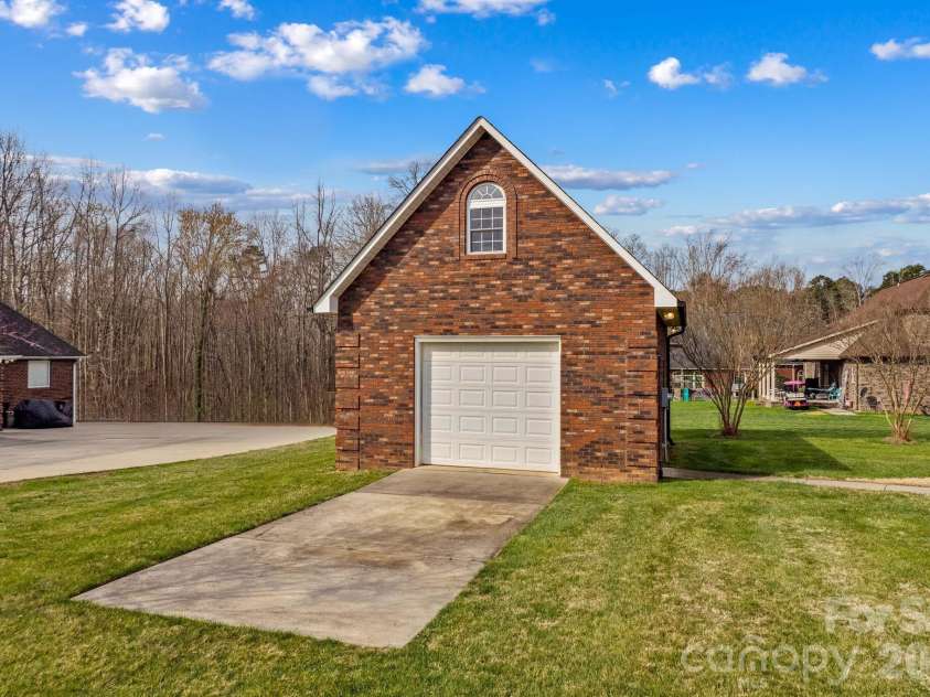 115 Anson Drive, China Grove, NC 28023.  MLS# CAR4357553, YatesRealty ID 20672. 