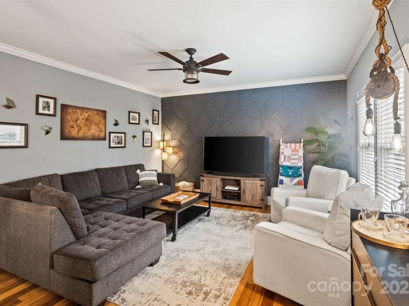 2217 Yadkin Avenue, Charlotte, NC 28205.  MLS# CAR4260988, YatesRealty ID 20672. 