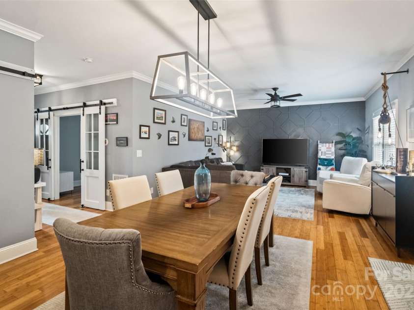 2217 Yadkin Avenue, Charlotte, NC 28205.  MLS# CAR4260988, YatesRealty ID 20672. 