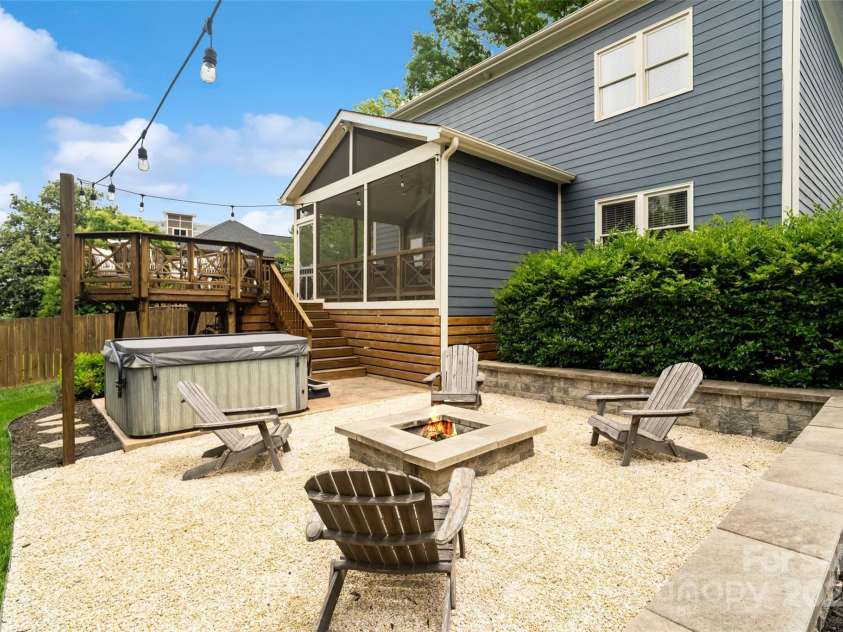 2217 Yadkin Avenue, Charlotte, NC 28205.  MLS# CAR4260988, YatesRealty ID 20672. 