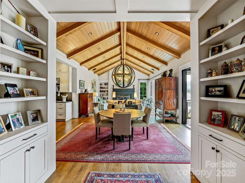 3 Bayonne Trail, Asheville, NC 28804.  MLS# CAR4262687, YatesRealty ID 20673. Superb finishes and design