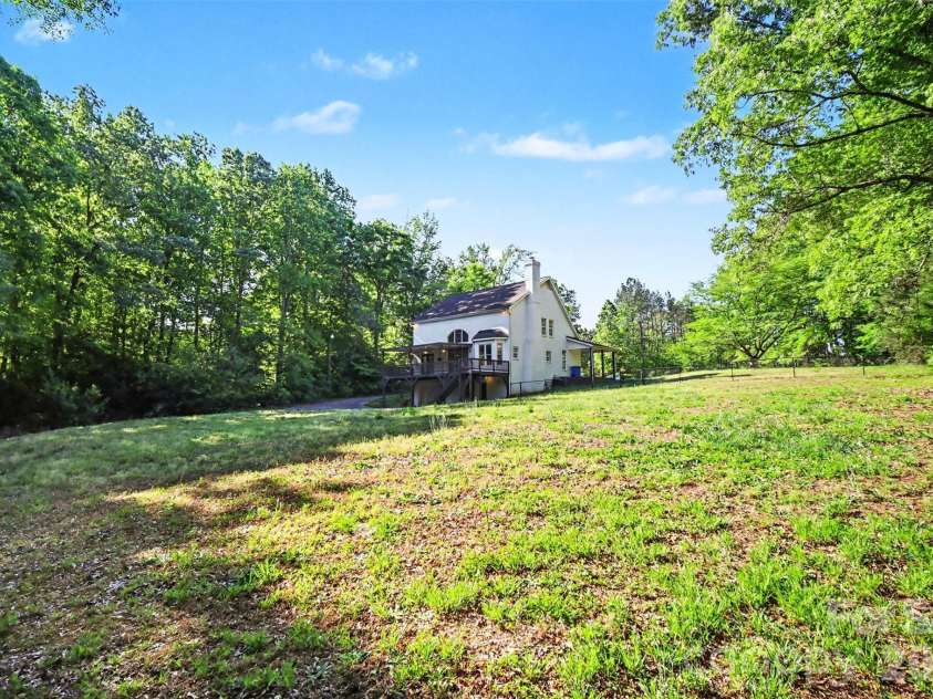 6285 Ridge Road, Clover, SC 29710.  MLS# CAR4373386, YatesRealty ID 20673. Back of Property