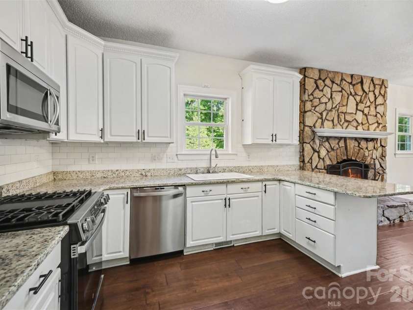 6285 Ridge Road, Clover, SC 29710.  MLS# CAR4373386, YatesRealty ID 20673. Kitchen Angle 1