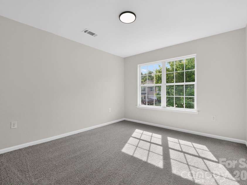3212 Osceola Lane, Charlotte, NC 28269.  MLS# CAR4378007, YatesRealty ID 20676. 