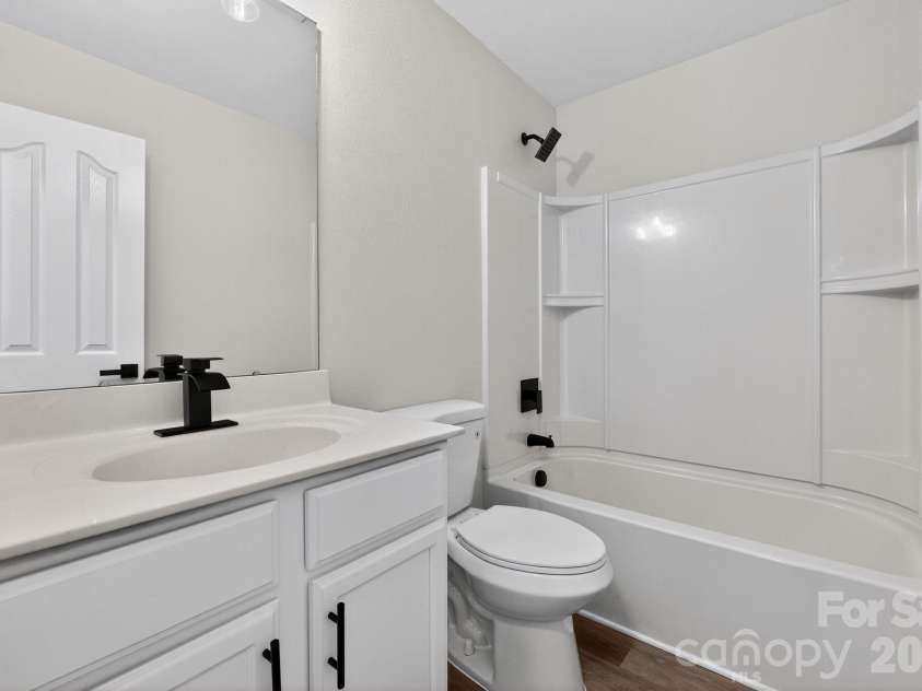 3212 Osceola Lane, Charlotte, NC 28269.  MLS# CAR4378007, YatesRealty ID 20676. 