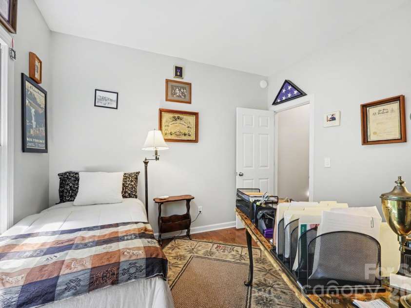1218 Gateshead Lane, Matthews, NC 28105.  MLS# CAR4379369, YatesRealty ID 20677. 