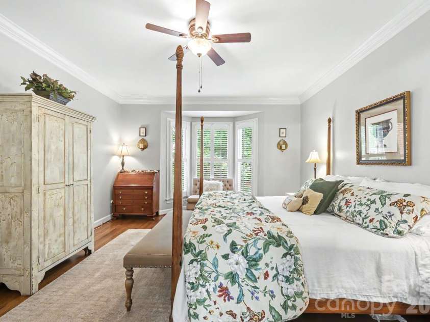 1218 Gateshead Lane, Matthews, NC 28105.  MLS# CAR4379369, YatesRealty ID 20677. 