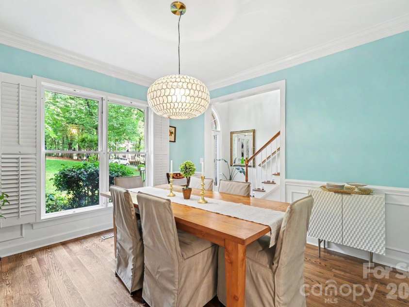1218 Gateshead Lane, Matthews, NC 28105.  MLS# CAR4379369, YatesRealty ID 20677. Formal Dining Room