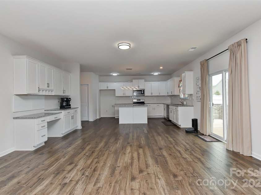 9505 Cotswood Place, Gastonia, NC 28056.  MLS# CAR4260674, YatesRealty ID 20677. 