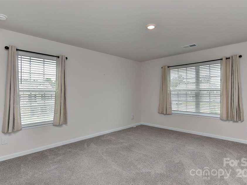 9505 Cotswood Place, Gastonia, NC 28056.  MLS# CAR4260674, YatesRealty ID 20677. 