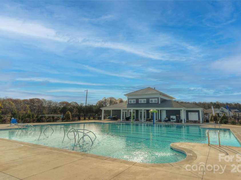 9505 Cotswood Place, Gastonia, NC 28056.  MLS# CAR4260674, YatesRealty ID 20677. 