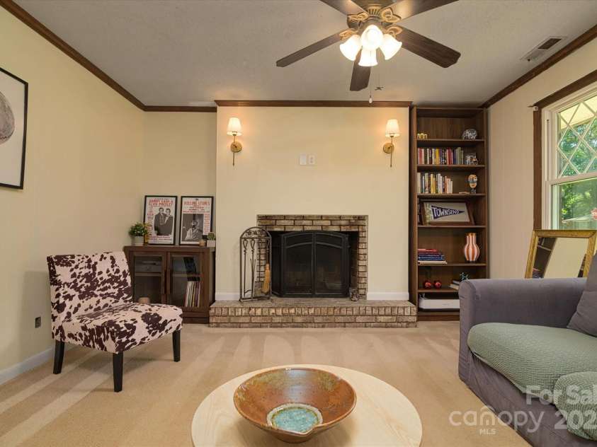 121 Pelham Lane, Fort Mill, SC 29715.  MLS# CAR4272081, YatesRealty ID 20678. 