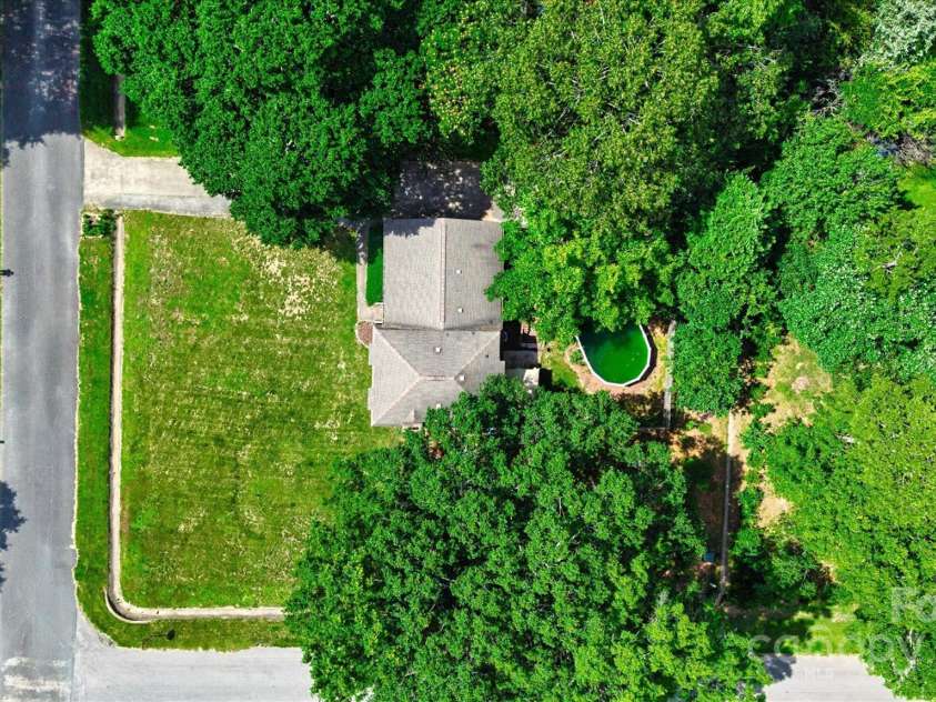 121 Pelham Lane, Fort Mill, SC 29715.  MLS# CAR4272081, YatesRealty ID 20678. 