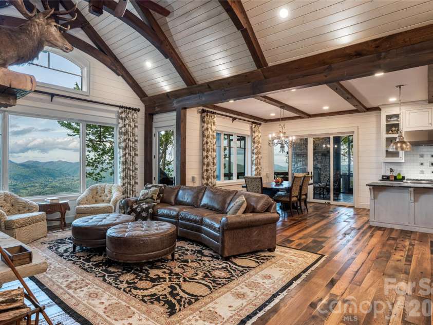 376 Wandering Trail, Waynesville, NC 28785.  MLS# CAR4376234, YatesRealty ID 20678. 