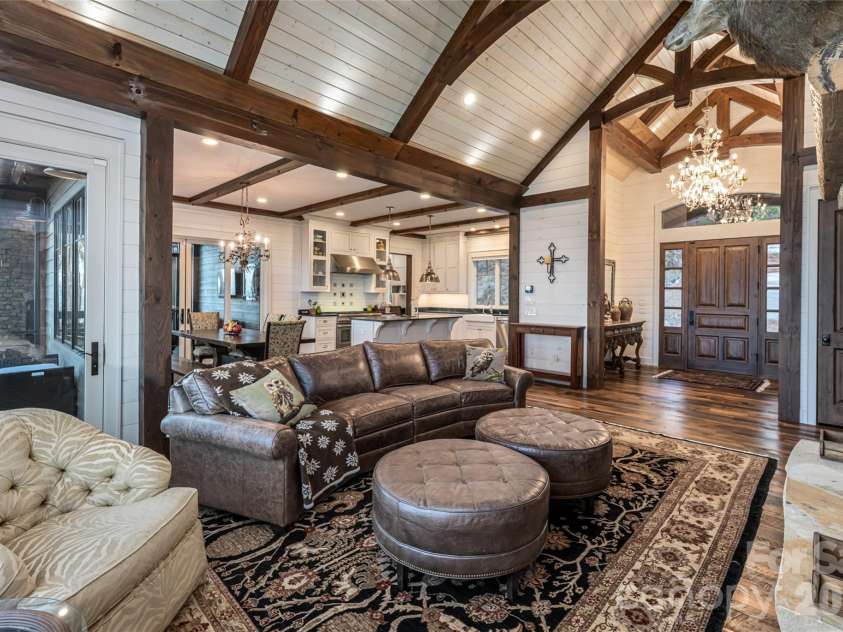 376 Wandering Trail, Waynesville, NC 28785.  MLS# CAR4376234, YatesRealty ID 20678. 