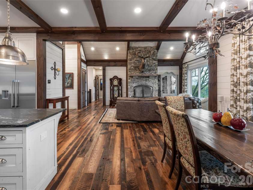 376 Wandering Trail, Waynesville, NC 28785.  MLS# CAR4376234, YatesRealty ID 20678. 