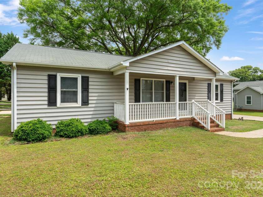 3103 Suggs Street, Belmont, NC 28012.  MLS# CAR4259791, YatesRealty ID 20681. 