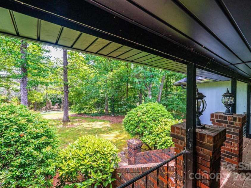 4275 Herman Sipe Road, Conover, NC 28613.  MLS# CAR4270261, YatesRealty ID 20682. 