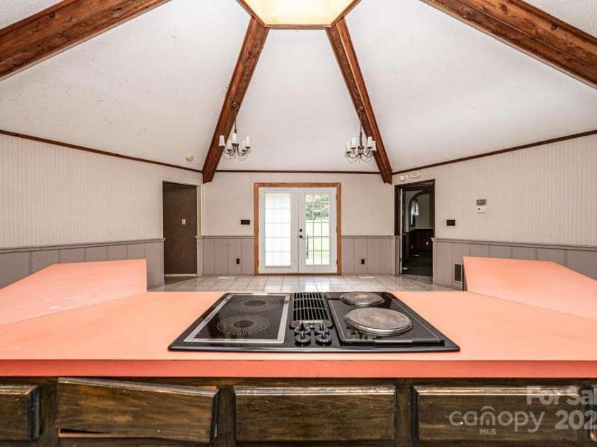 4275 Herman Sipe Road, Conover, NC 28613.  MLS# CAR4270261, YatesRealty ID 20682. 