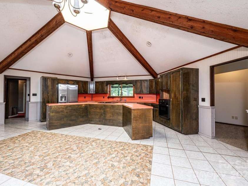 4275 Herman Sipe Road, Conover, NC 28613.  MLS# CAR4270261, YatesRealty ID 20682. 